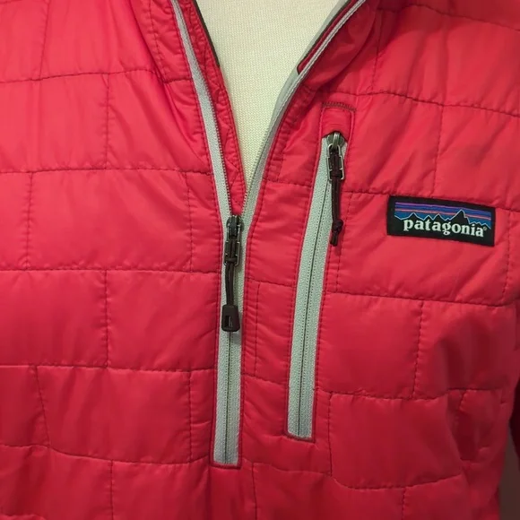 Patagonia Nano Puff insulated pullover 1/4 zip jacket. Red women's medium - Picture 3 of 5